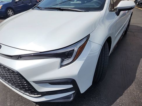 Used 2025 Toyota Corolla SE image 9