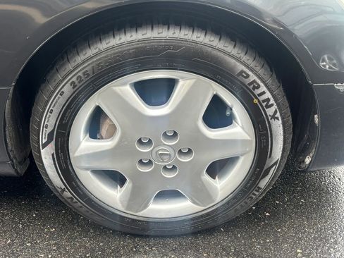 Used 2004 Lexus LS 430 RWD image 38