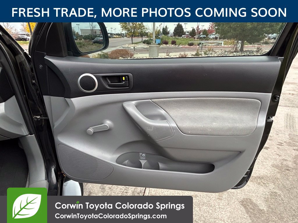 Used 2010 Toyota Tacoma 4x4 Regular Cab image 14