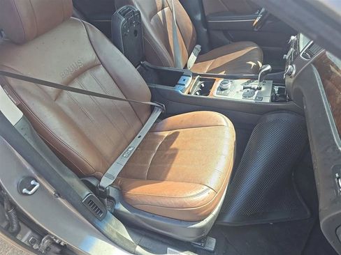 Used 2012 Hyundai Equus Signature RWD image 13