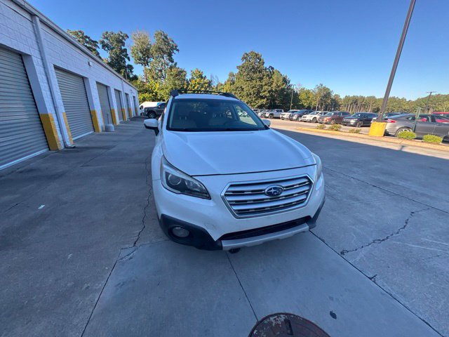 Used 2017 Subaru Outback 3.6R Limited AWD/4WD image 4