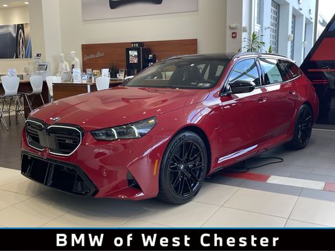 New 2026 BMW M5 Touring image 1