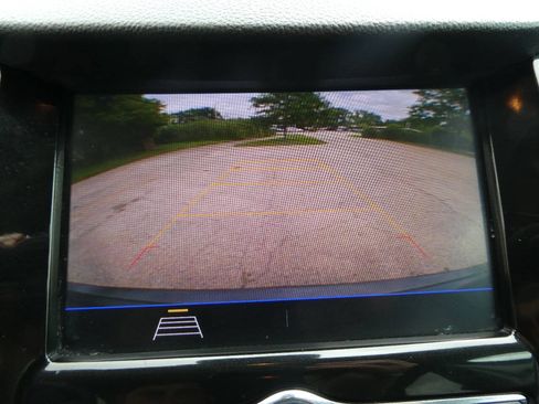 Used 2021 Chevrolet Trax LS w/ Tint and Cruise Package AWD/4WD image 18