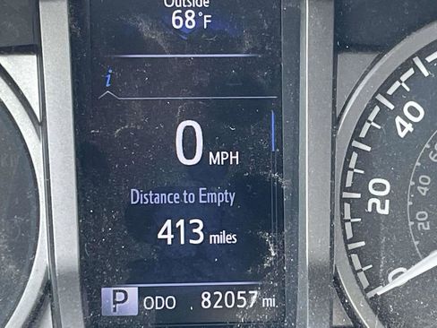 Used 2017 Toyota Tacoma SR5 w/ Tow Package image 24