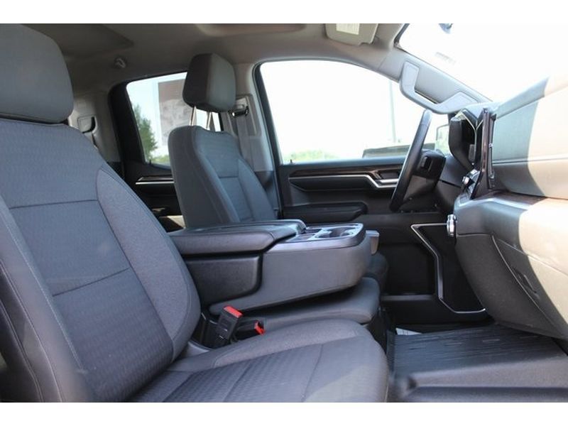 Used 2023 GMC Sierra 1500 Elevation AWD/4WD image 18
