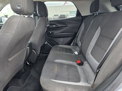 Used 2021 Chevrolet TrailBlazer LT w/ Convenience Package FWD image 25