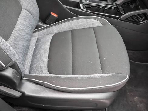 Used 2023 Chevrolet TrailBlazer LT image 38