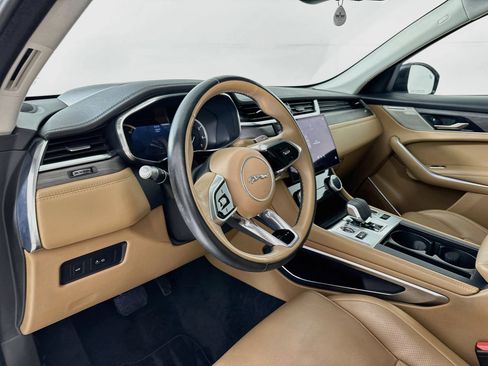 Used 2022 Jaguar F-PACE S AWD/4WD image 10
