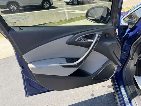 Used 2014 Buick Verano FWD image 11
