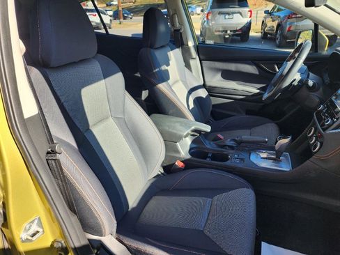 Used 2021 Subaru Crosstrek 2.0i Premium w/ Moonroof Package image 10