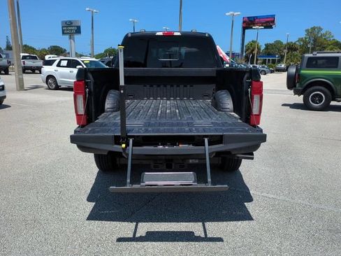 Used 2022 Ford F250 Lariat w/ Lariat Ultimate Package AWD/4WD image 13