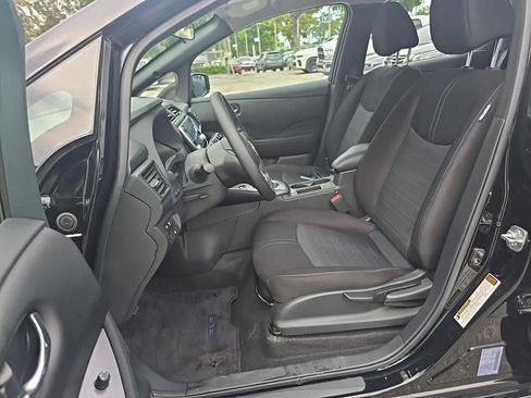 Used 2025 Nissan Leaf S FWD image 5