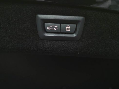 Used 2020 BMW M8 Competition AWD/4WD image 36