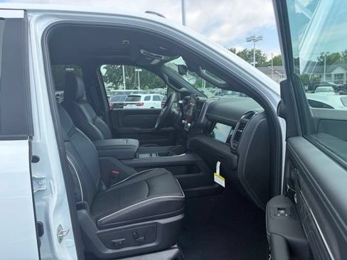 New 2026 RAM 2500 Limited AWD/4WD image 28