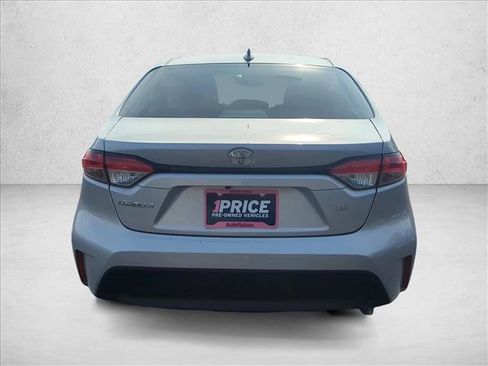 Used 2024 Toyota Corolla LE image 7