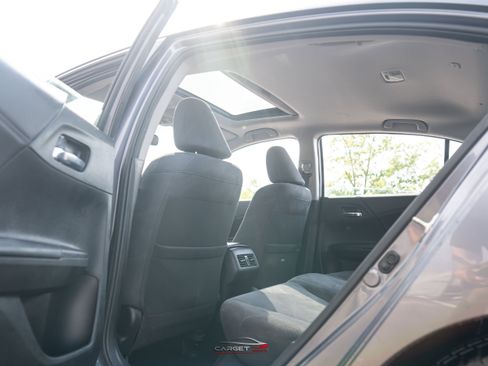 Used 2017 Honda Accord EX image 21