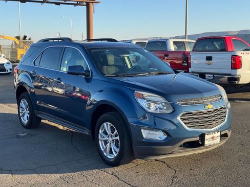 Used 2017 Chevrolet Equinox LT w/ Convenience Package AWD/4WD image 9