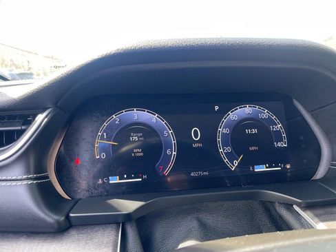 Used 2023 Jeep Grand Cherokee Limited AWD/4WD image 26