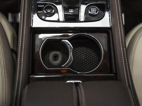 Used 2013 Bentley Mulsanne RWD image 53