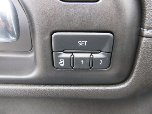 Certified 2022 Chevrolet Silverado 3500 High Country w/ Safety Package II image 26