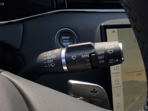 New 2026 Land Rover Range Rover Evoque S image 18