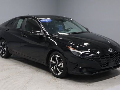 Certified 2023 Hyundai Elantra SEL w/ Convenience Package