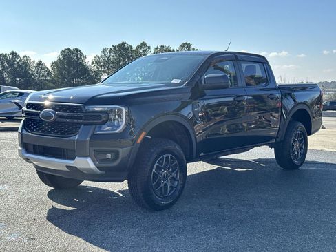 Used 2025 Ford Ranger XLT w/ Equipment Group 301A High image 5