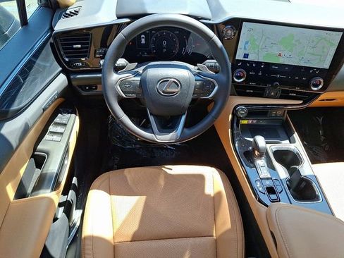 Used 2024 Lexus NX 350 AWD image 11