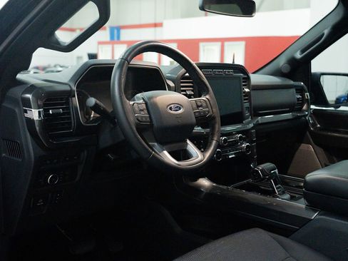 Used 2022 Ford F150 XLT w/ Equipment Group 302A High image 19