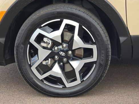 Used 2023 Hyundai Santa Cruz Limited image 26