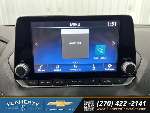 Used 2022 Nissan Sentra SV FWD image 29