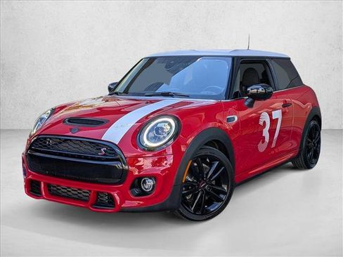 Used 2021 MINI Cooper S w/ 6.5" Touchscreen Package image 2