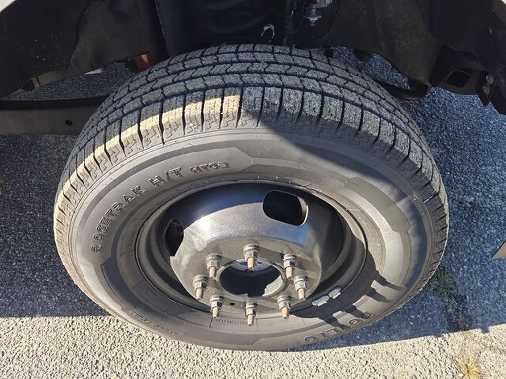 Used 2021 Ford F350 XLT AWD/4WD image 23
