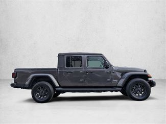 Used 2023 Jeep Gladiator Overland AWD/4WD video 4