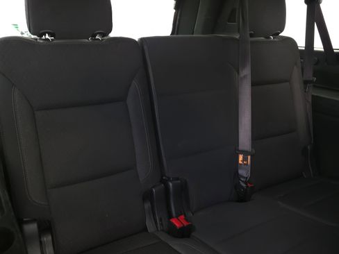 Used 2021 Chevrolet Suburban LS image 27