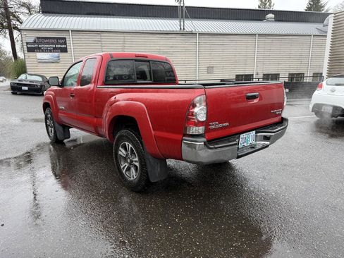 Used 2012 Toyota Tacoma PreRunner w/ SR5 Pkg image 5