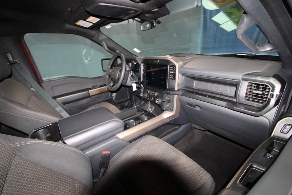 Used 2025 Ford F150 STX w/ Equipment Group 201A FX4 AWD/4WD image 19