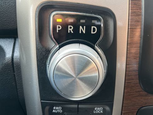 Used 2017 RAM 1500 Laramie w/ Convenience Group image 32