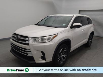Used 2018 Toyota Highlander LE