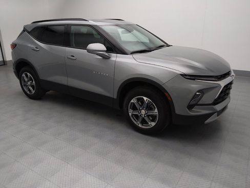 Used 2024 Chevrolet Blazer LT w/ Convenience Package image 11