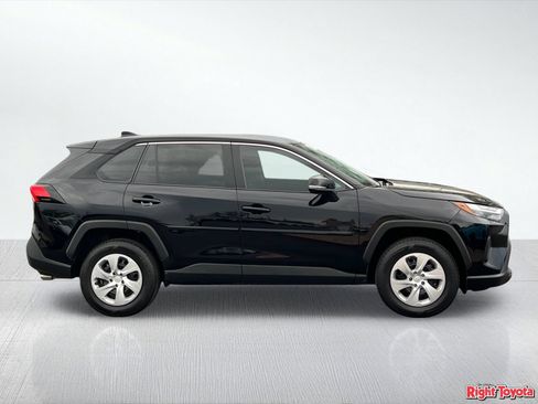 Certified 2023 Toyota RAV4 LE AWD/4WD image 8