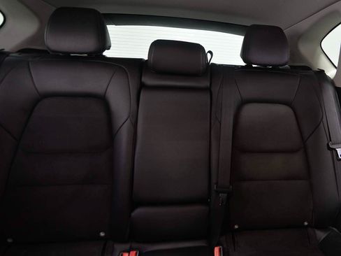 Used 2019 MAZDA CX-5 Touring FWD image 9