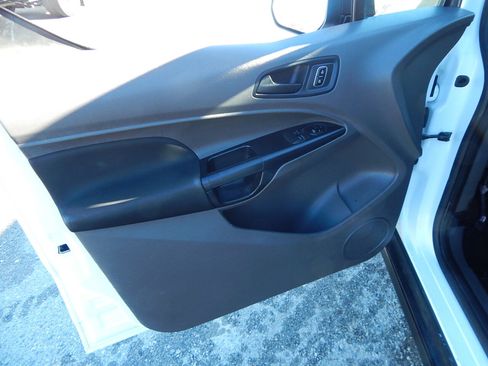Used 2020 Ford Transit Connect XL image 17