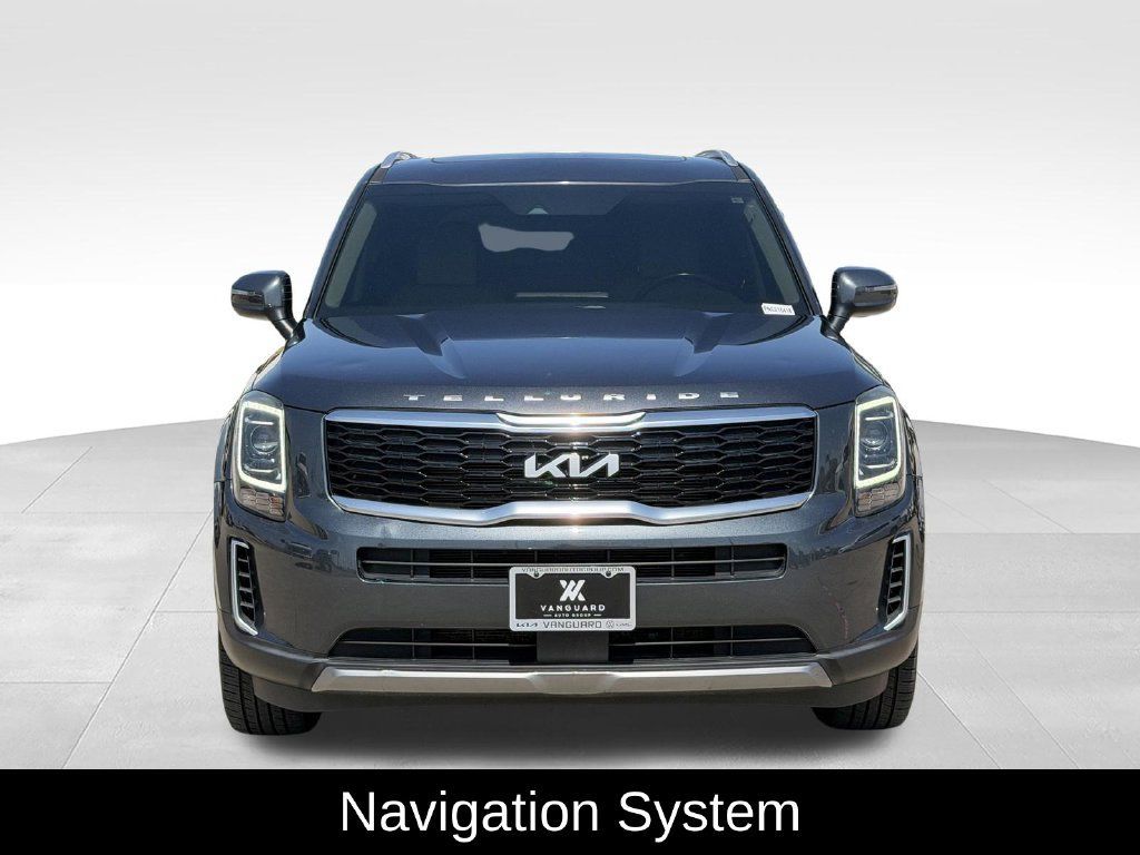 Used 2022 Kia Telluride S FWD image 3