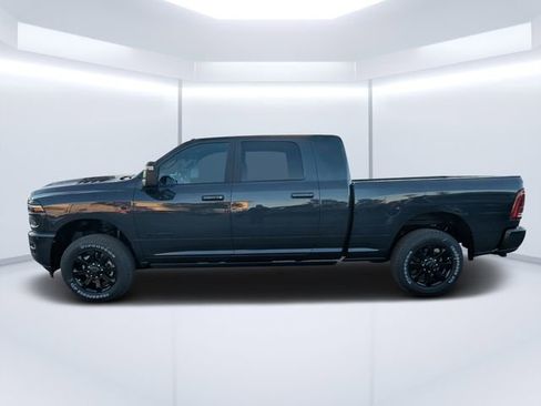 New 2026 RAM 3500 Laramie AWD/4WD image 6
