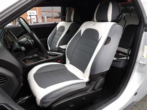 Used 2021 Dodge Challenger R/T image 10