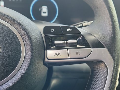 Used 2024 Hyundai Elantra SEL image 26