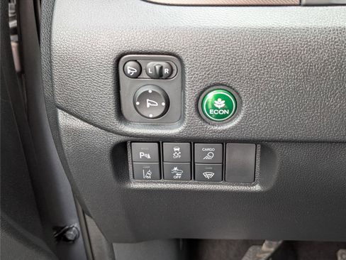 Used 2025 Honda Ridgeline TrailSport image 22