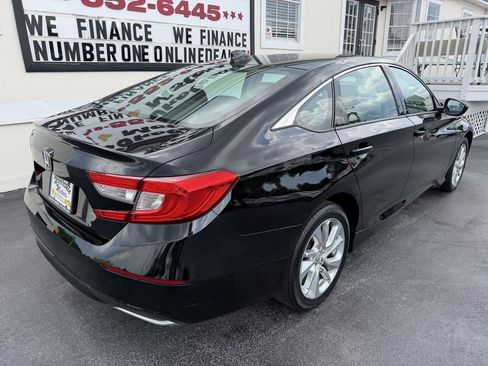 Used 2019 Honda Accord LX image 7