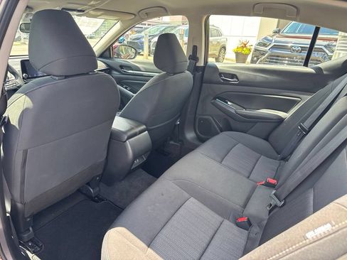 Used 2023 Nissan Altima 2.5 SV AWD/4WD image 16